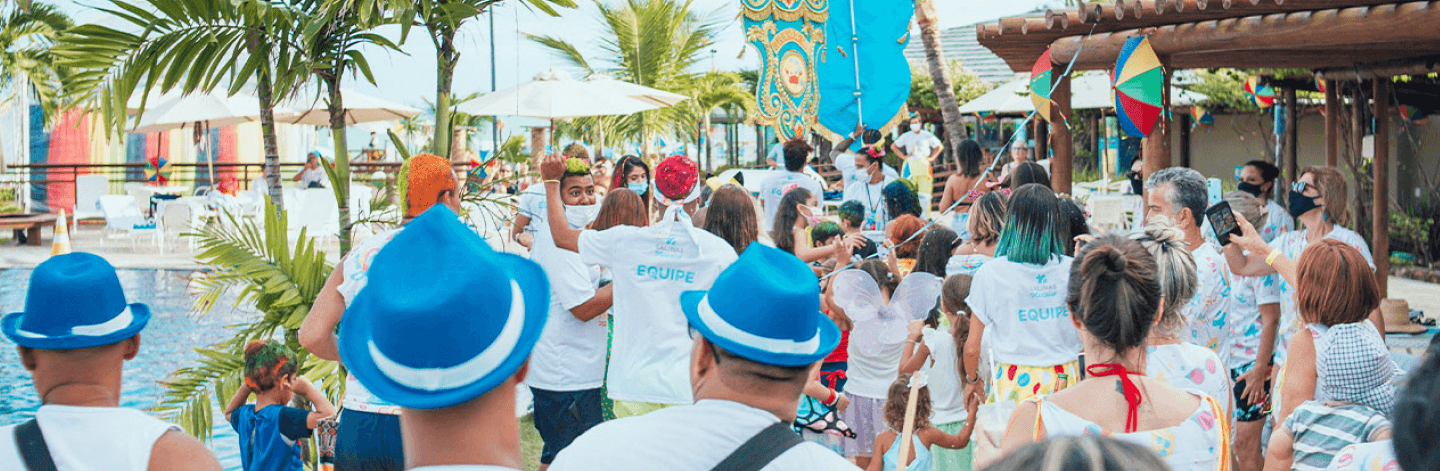Palco de atrações especiais do Carnaval no Salinas Maceió.
