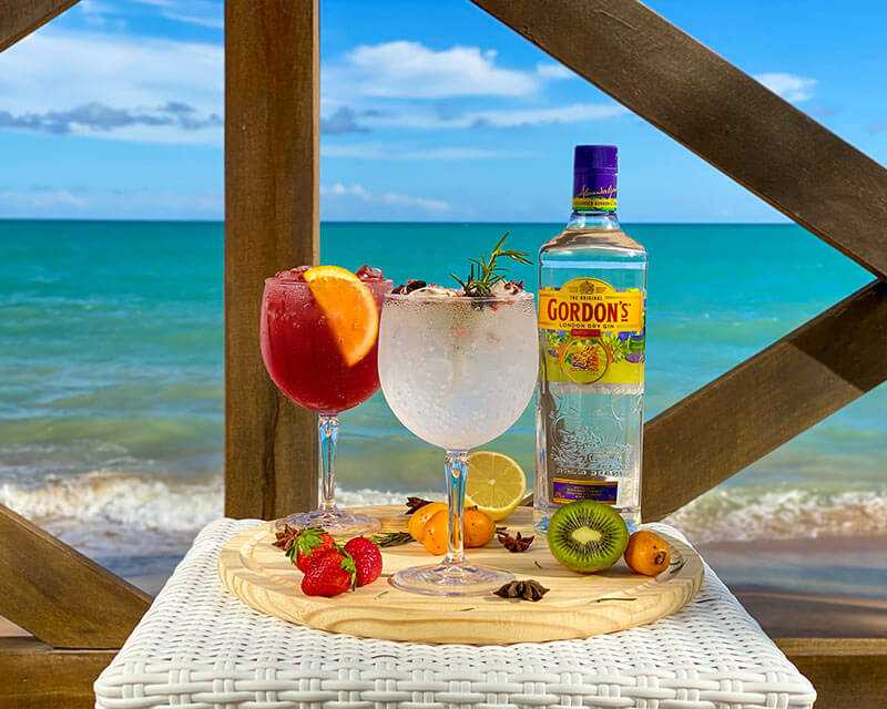 Imagem de drinks disponíveis no all inclusive do resort Salinas Maceió.