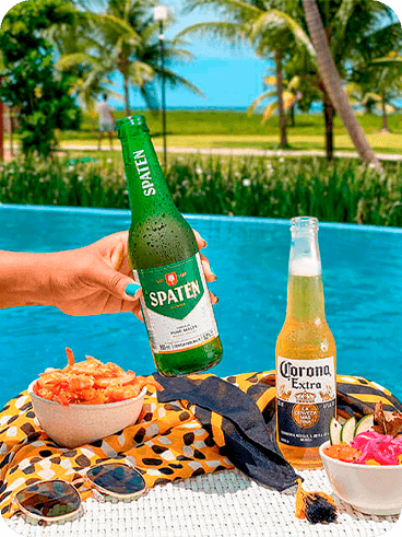 Imagem mostrando diversidade de alimentos e bebidas para consumo disponíveis no Salinas Maragogi.